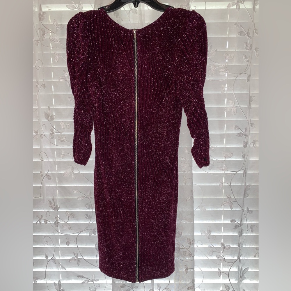 Dress - Picture 2 of 4